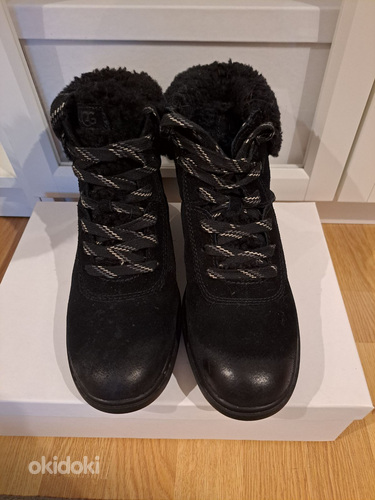 Talvesaapad Ugg