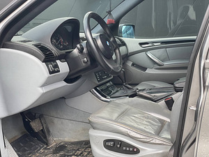 BMW X5 IS 3.0d Facelift (10 foto / 13)