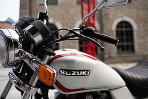 Suzuki GR 650 37kW 1989 (7 foto / 10)