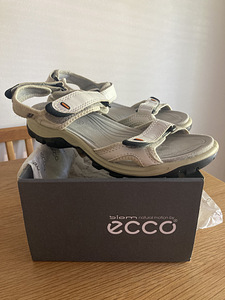 Ecco sandaalud s.38 2 paari (7 foto / 7)
