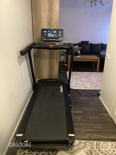 Tunturi T90 professionaalne jooksulint