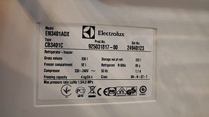 Продам холодильник Electrolux (3 фото из 3)