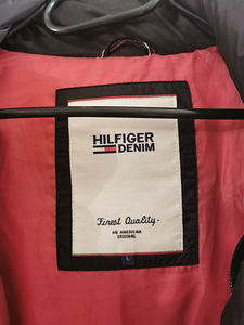 Sulemantel Tommy Hilfiger L (2 foto / 5)