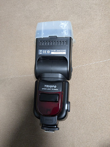 Nikon D3200 Kit 18-105mm + 35mm + Välklamp + 3 akku (6 foto / 6)