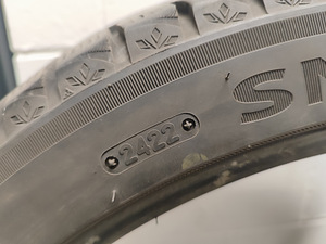 255/40 r19 шины. (5 фото из 6)