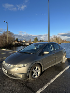 Honda Civic 2007 103kW (4 foto / 15)
