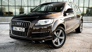 Audi Q7 Facelift 3.0 180kW (1 foto / 14)