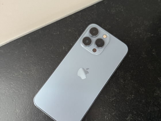 iPHONE 13 PRO