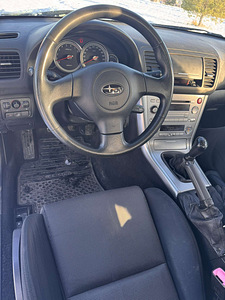 Subaru Legacy 2.0 manu (8 foto / 11)