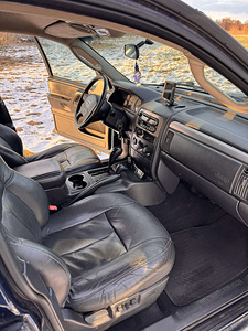 Jeep grand Cherokee (10 foto / 14)