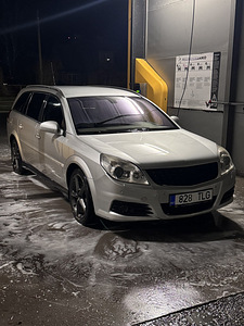 Opel Vectra 1.9 110kw 6-manu (1 foto / 10)