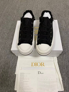 Кроссовки Dior, копия (1 фото из 5)