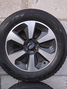 Subaru 17 veljed rehvidega (2 foto / 10)