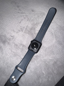 Apple Watch SE 2 Gen (2 foto / 3)