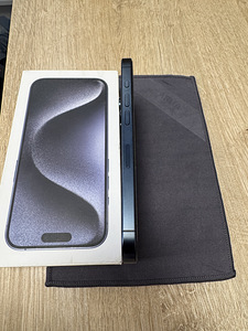 iPhone 15 Pro 256GB (3 фото из 9)