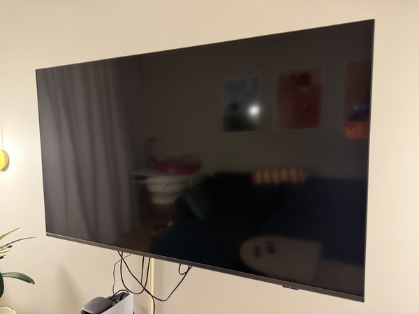Продается телевизор Philips “The One” 55 дюймов 4K Ambilight. Всё