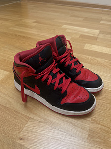 Air Jordan 1 (1 foto / 6)