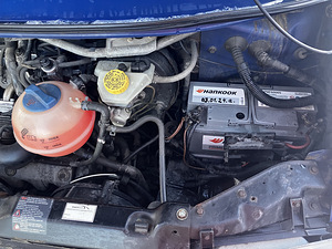 VW transporter T4 2,5TDI (3 foto / 8)