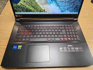 Acer Nitro 5 RTX 3050 (2 foto / 7)