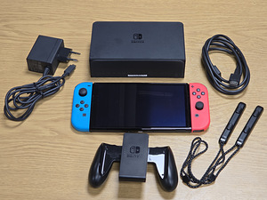 Nintendo Switch OLED (2021) 64 ГБ (1 фото из 2)
