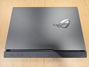 ASUS ROG Strix G15 G513QR – RTX 3070, 300 Hz (6 foto / 8)