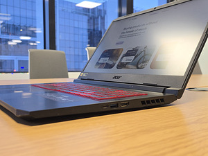 Acer Nitro 5 AN517-54 – RTX 3050, 17,3" 144 Hz (4 foto / 7)