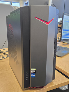 Acer Nitro N50-640 – RTX 3060 Ti, Core i5 (1 foto / 3)