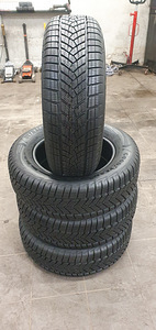 235/65/R17 GoodyearUG ICE SUV G1 ДЕМО ШИНЫ (1 фото из 2)