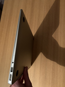 2015 MacBook Air (5 foto / 7)
