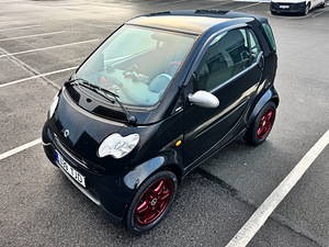 SMART FORTWO COUPE 0.7 TURBO 01.2027 - Swatch Mercedes Art (6 foto / 11)