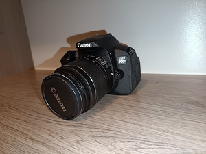 Canon EOS 700D + EF-S 18-55mm (2 foto / 10)