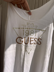 Guess топ НОВЫЙ размер S (2 фото из 2)