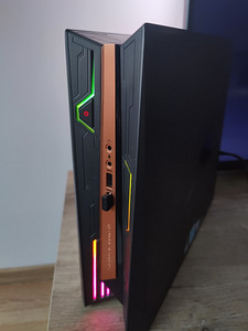 Asus ROG GR8 II i5-7400, GTX1060, 8GB, 256GB SSD, 1TB HDD (4 foto / 4)