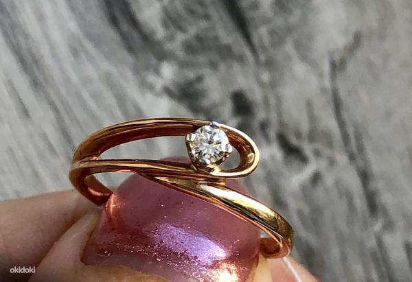 Новое золотое кольцо с бриллиантом 585 ø16.5 (фото #1)