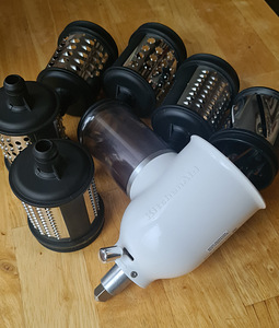 KitchenAid riivija suur komplekt (2 foto / 3)