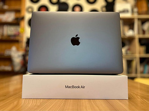 MacBook Air M1 8GB/256GB (1 foto / 8)