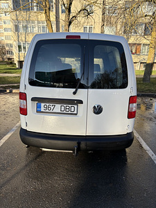 Volkswagen Caddy 2.0 CNG (бензин/газ) (12 фото из 13)