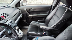 Продается внедорожник Honda CRV. автомат 2012 (1 фото из 11)