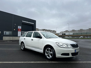 Škoda Octavia 2013 (6 foto / 6)