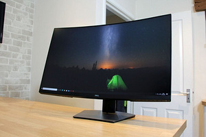 Dell S3220DGF 32' kumer monitor (1 foto / 2)