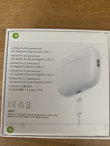 Apple AirPods Pro 2 (2 foto / 2)
