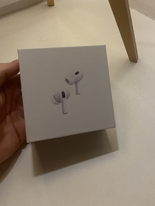 AirPods Pro 2 (1 foto / 4)