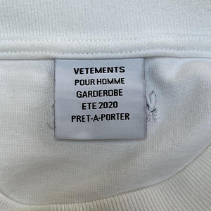 VETEMENTS Ecstasy T-Shirt (2 foto / 4)