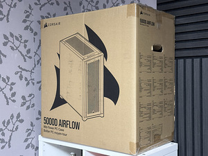 Arvutikorpus/Corsair 5000D Airflow (5 foto / 5)