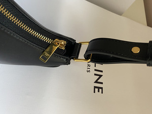 Celine originaal Medium Ava Triomphe Bag Must (7 foto / 9)