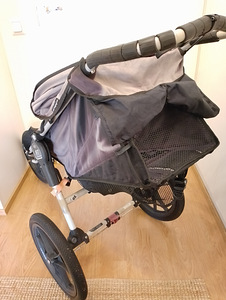Laste jalutuskäru suurte ratastega (3 foto / 7)