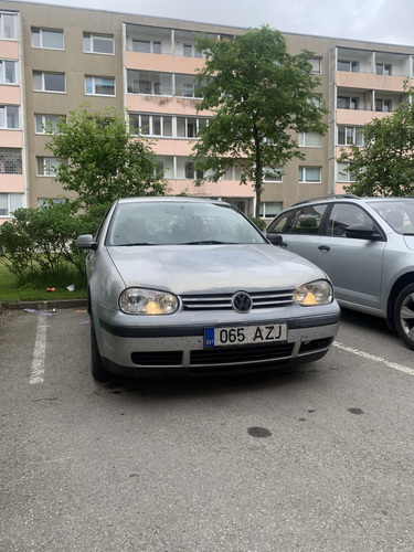 Volkswagen Golf 4