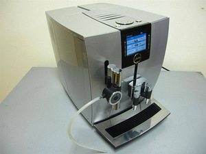 Jura Impressa J9.3 One Touch TFT (1 foto / 8)