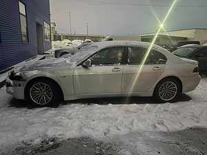 Продам BMW 730D 2003 года (2 фото из 7)