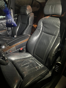 Продам BMW 730D 2003 года (6 фото из 7)